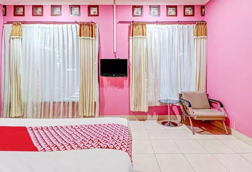 ホテル Oyo 90218 Ubaran Guest House