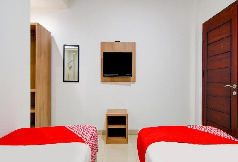 בית מלון כפרי Oyo 90233 The Shine Residence