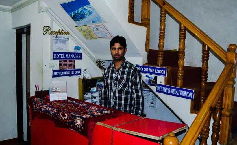 פנסיון Snow Peak Guest House