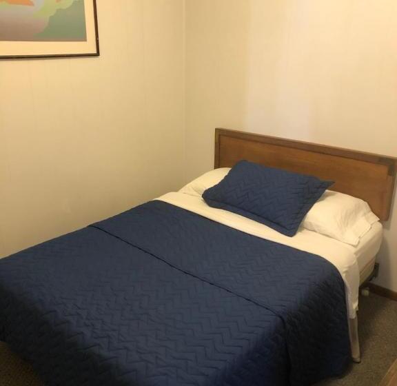 Rockwood Resort Motel