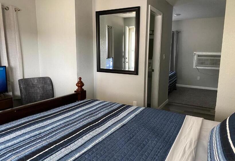 Rockwood Resort Motel