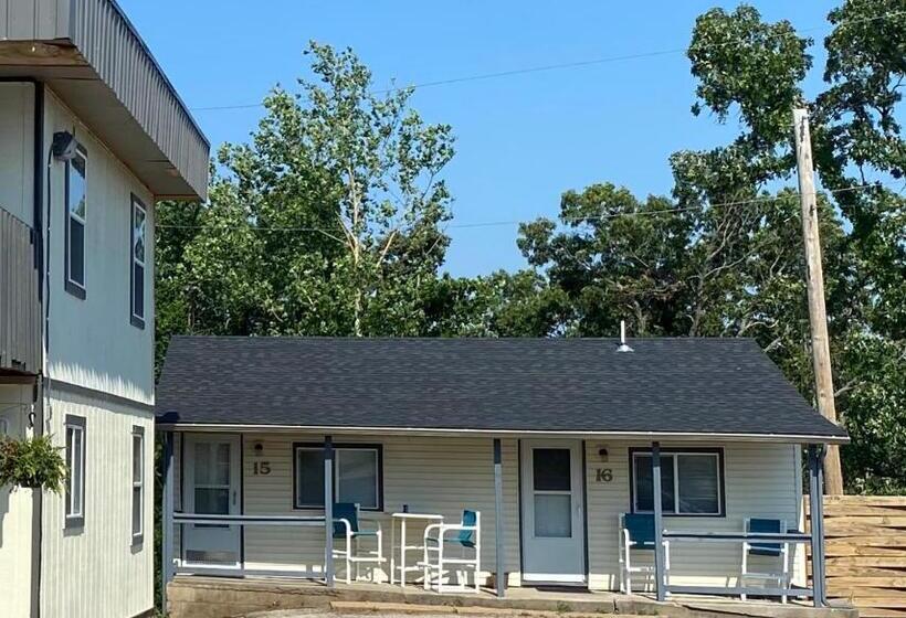 Rockwood Resort Motel