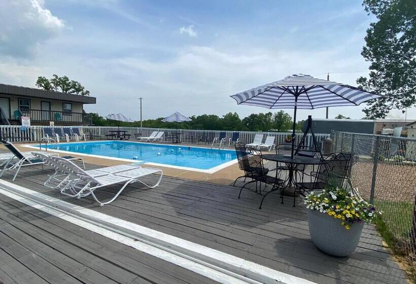 Rockwood Resort Motel