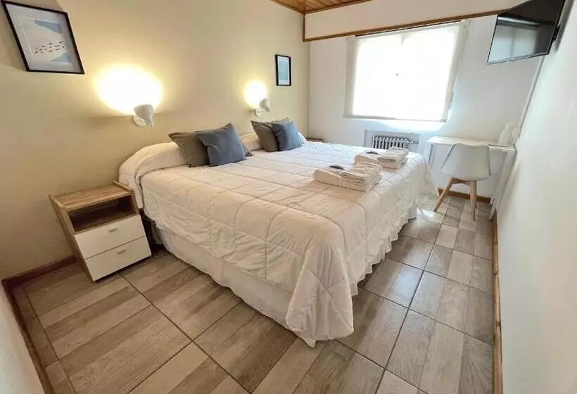 هاستل Latitud Cuarenta