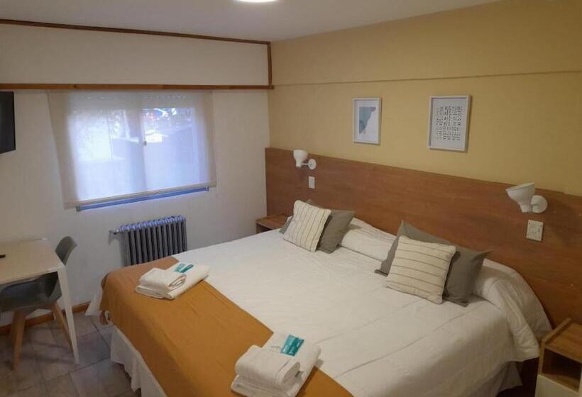 Hostel Latitud Cuarenta