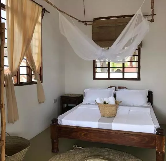 تختخواب و صبحانه Mlango Paje House