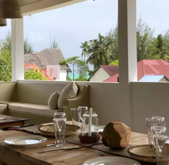 تختخواب و صبحانه Mlango Paje House