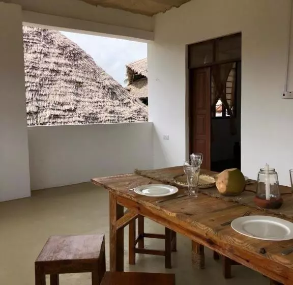 تختخواب و صبحانه Mlango Paje House