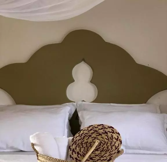تختخواب و صبحانه Mlango Paje House