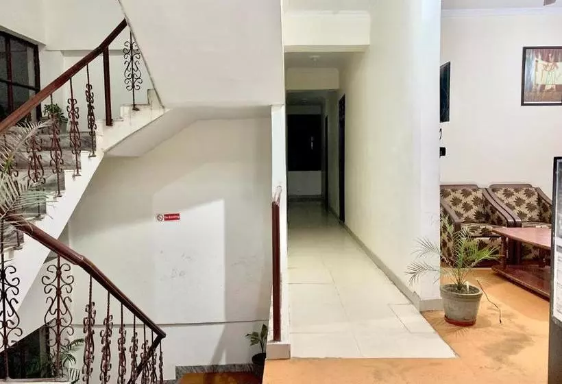 Hotelli Baddi Guest House