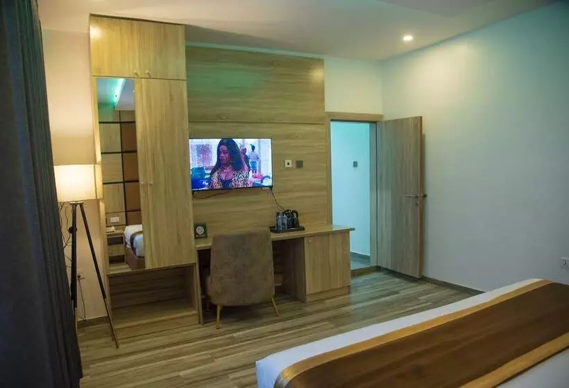 Bedouin Hotel & Suites