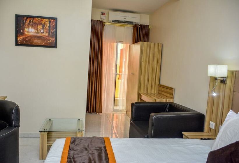 Bedouin Hotel & Suites