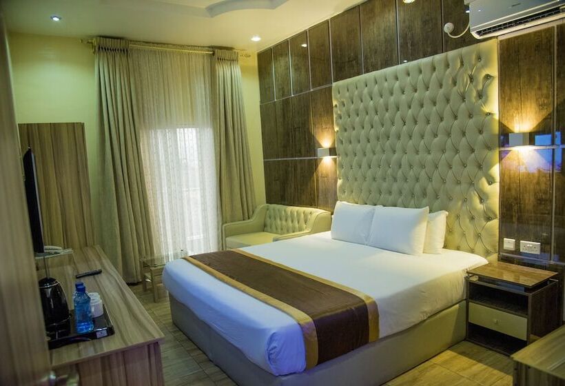 Bedouin Hotel & Suites