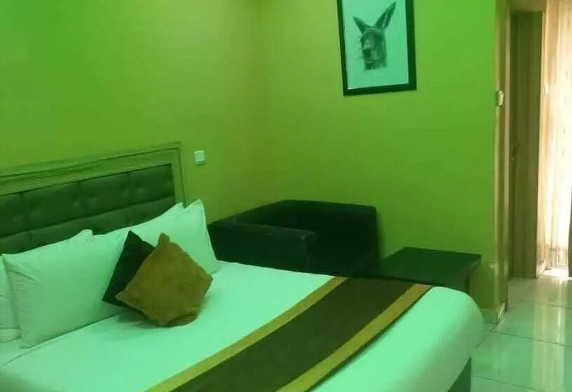 Bedouin Hotel & Suites
