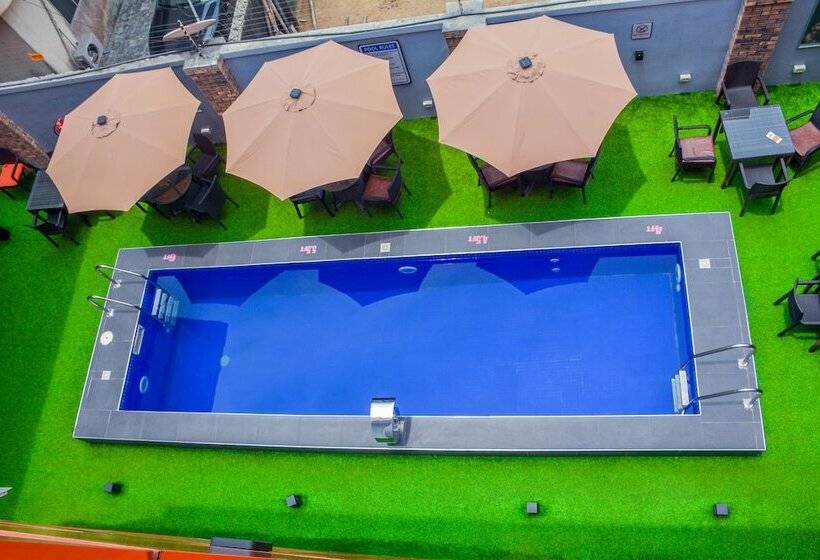 Bedouin Hotel & Suites