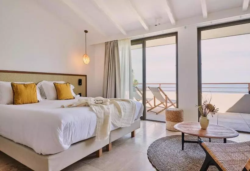 Hotelli Les Roches Brunes