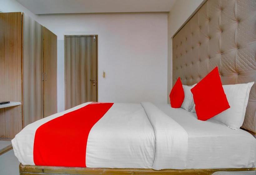 호텔 Oyo 77508  Orange Annexe