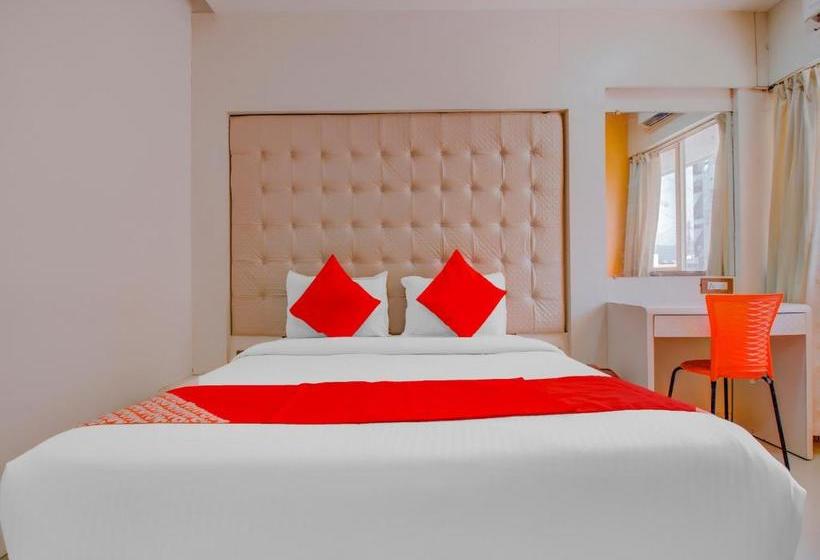 호텔 Oyo 77508  Orange Annexe