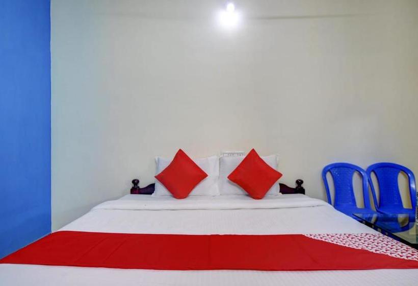 Hotel Oyo 77801 Golden Park