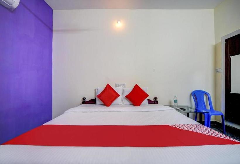 Hotel Oyo 77801 Golden Park