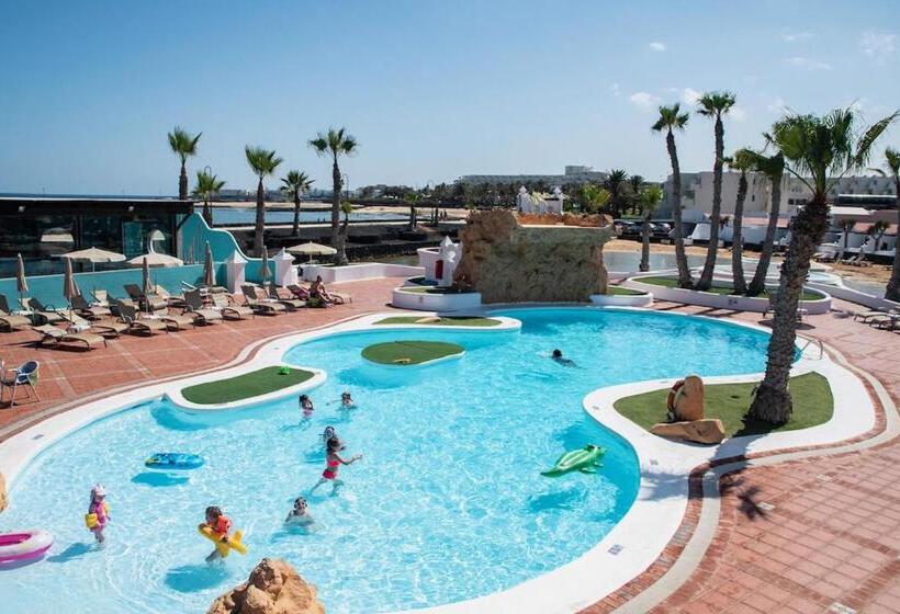 هتل Sands Beach Active Resort