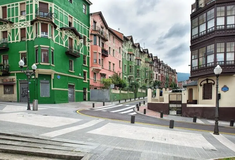 هتل voco Bilbao - City by IHG