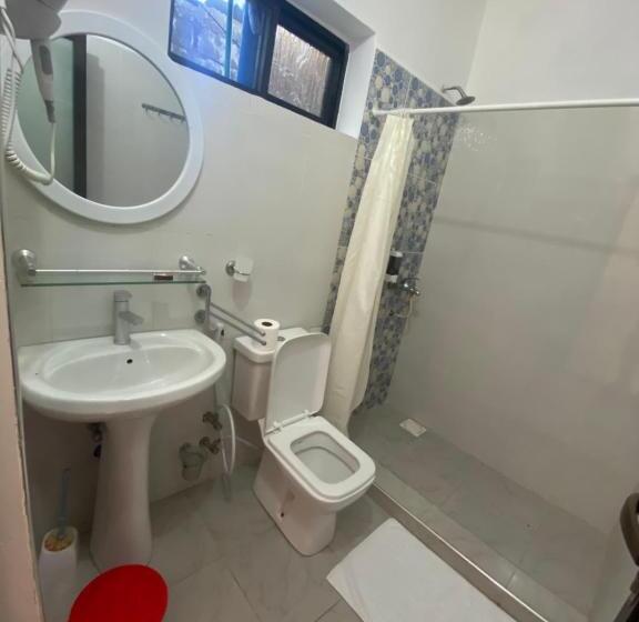 בית מלון כפרי Zenobia Beach Resort