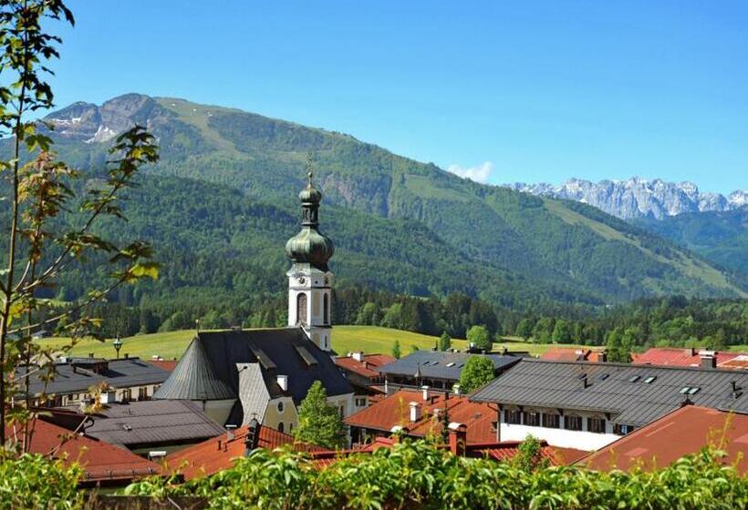 Pansiyon Gästehaus Häuslweber