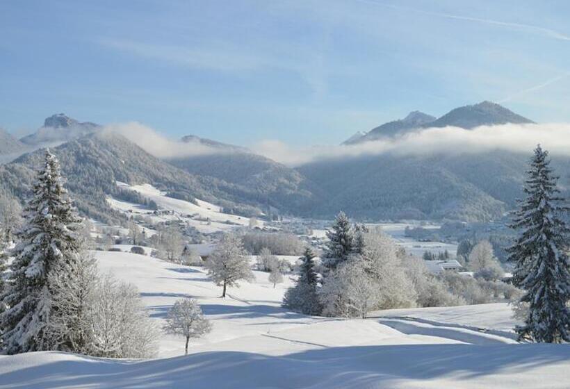 Pansiyon Gästehaus Häuslweber