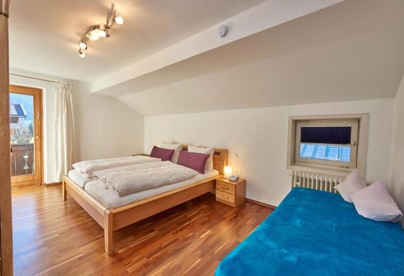 Pansiyon Gästehaus Häuslweber