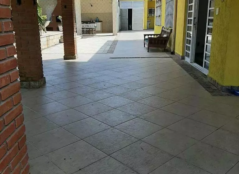 پانسیون Hostel Ohana Beach
