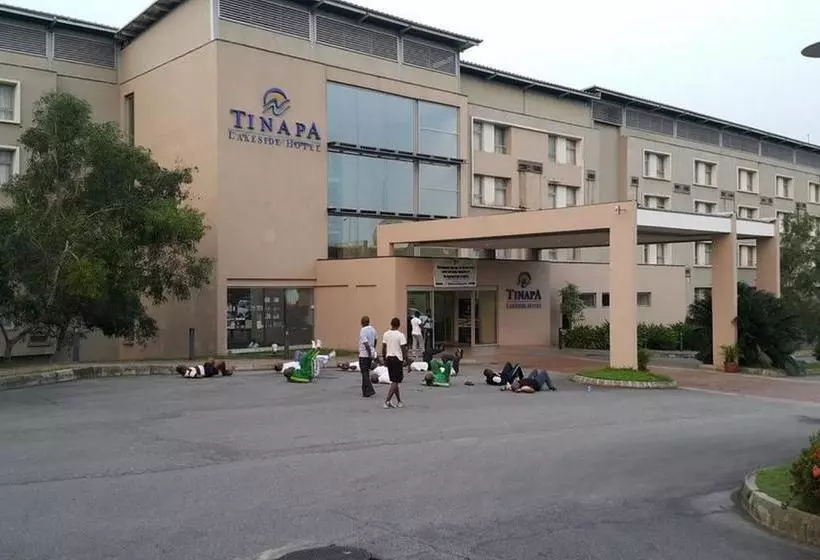 پانسیون Tinapa Lakeside