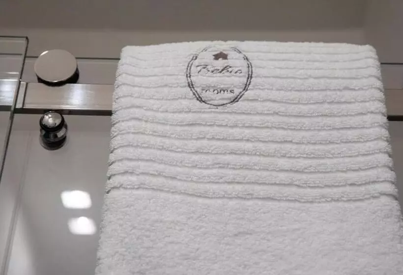 ベッドアンドブレックファースト Bebio Rooms