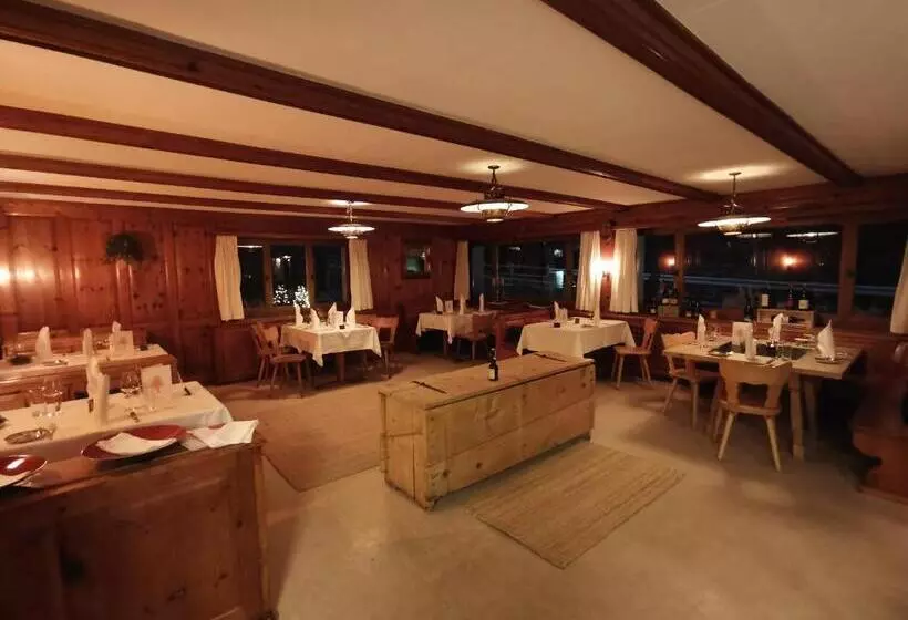 ベッドアンドブレックファースト Waldheim Pension Laax