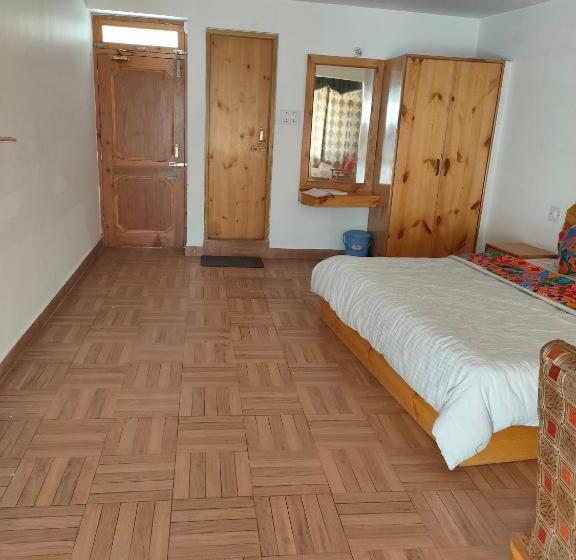 בית מלון כפרי Bhrigu