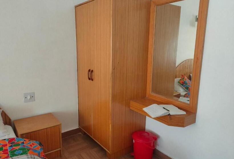 בית מלון כפרי Bhrigu