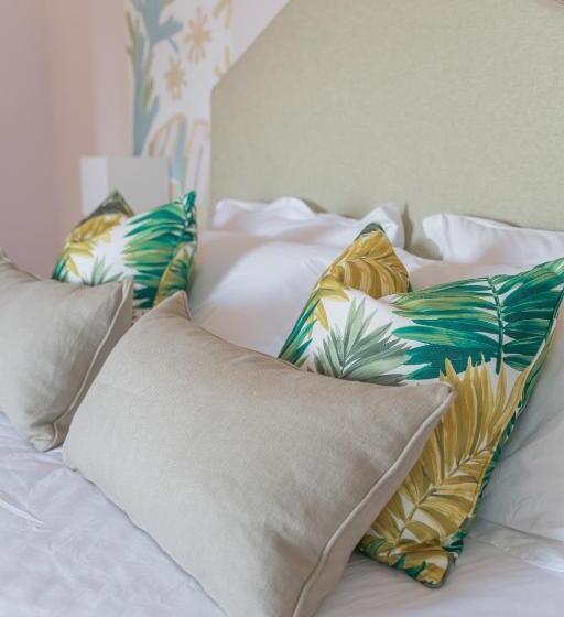 בית מלון כפרי Borgo Smeraldo