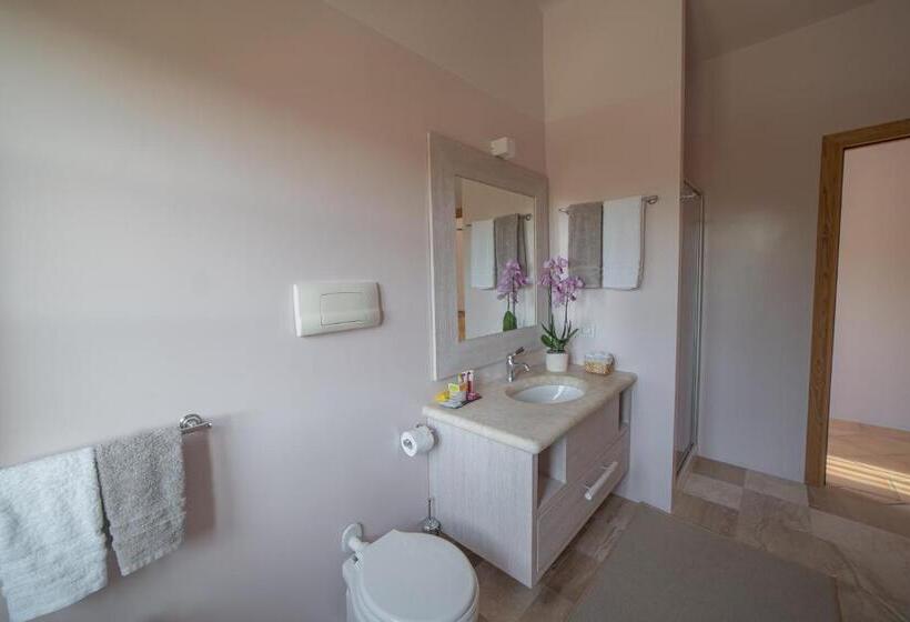 בית מלון כפרי Borgo Smeraldo