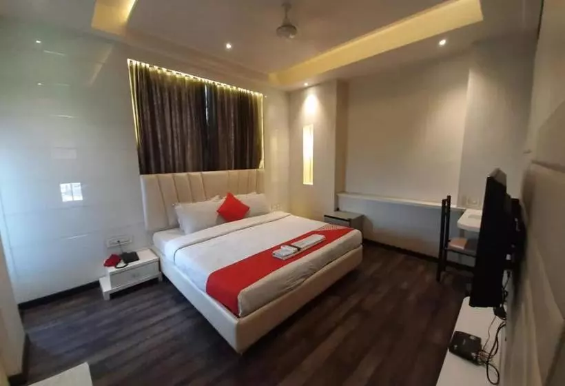 Hotelli The Lotus Residency, Sangli