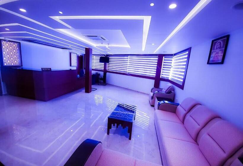 فندق Victoria International