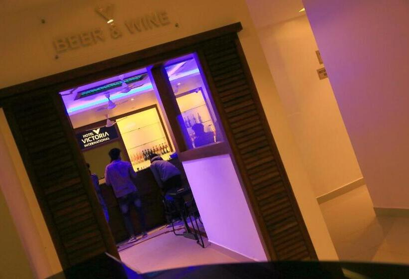 فندق Victoria International