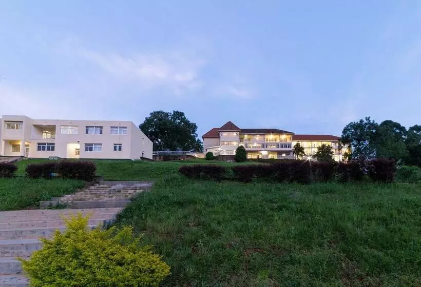 پانسیون Trendy Deluxe Double Rooms In Masaka   2