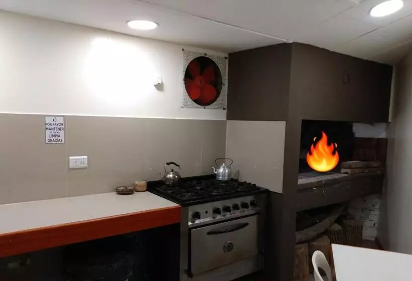 Retkeilymaja Hostería El Alemán