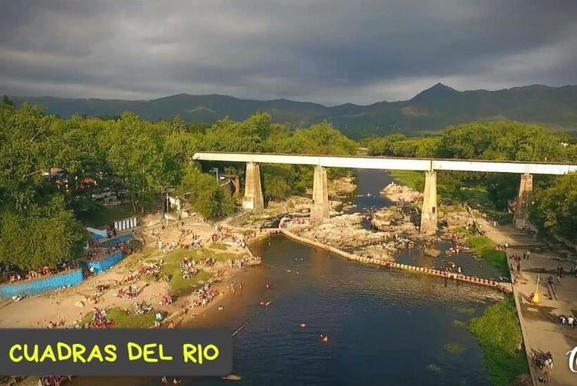 فندق صغير Hostería El Alemán