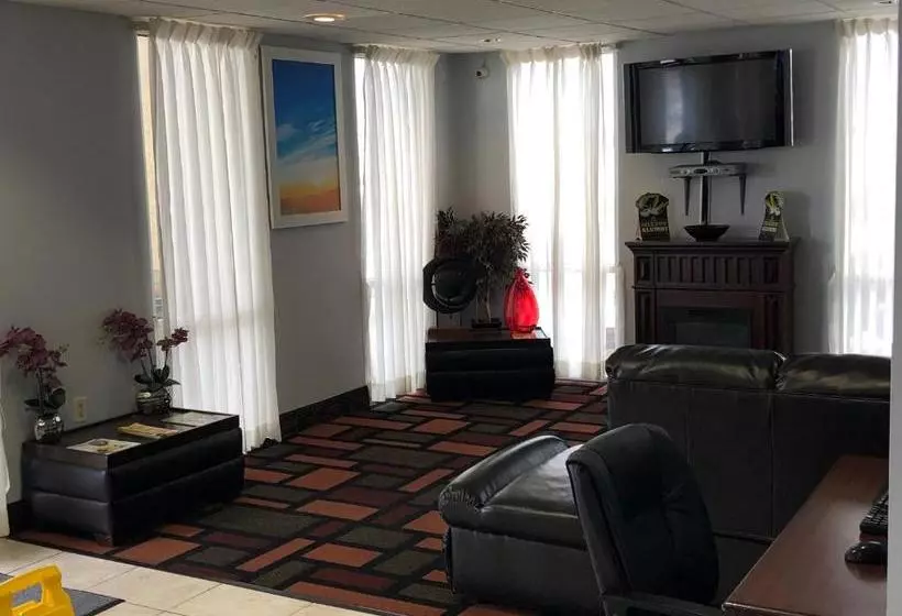 هتل Amerihost Inn & Suites