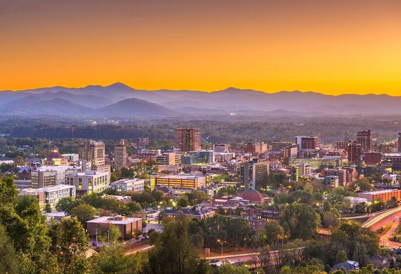 فندق Candlewood Suites   Asheville Downtown, An Ihg