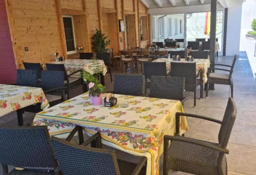 ホテル Gasthaus Krone Lenggenwil