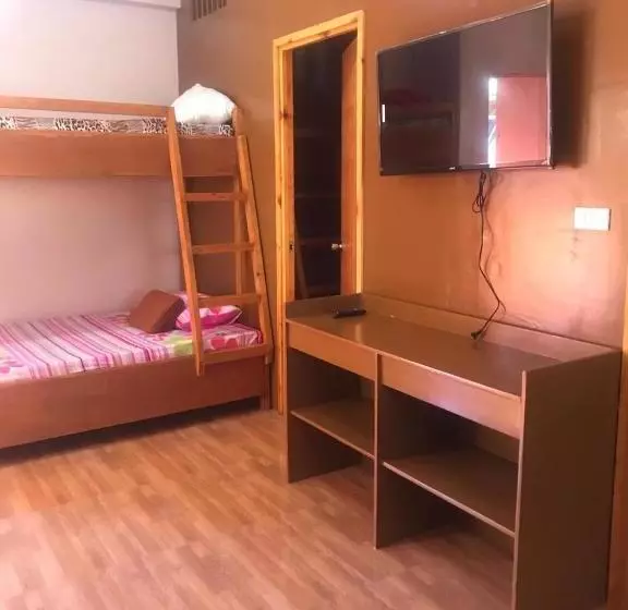 Hotelli Oyo 728 Jmm Apartelle & Transient