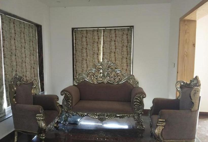 Отель Palace Rajkumbha