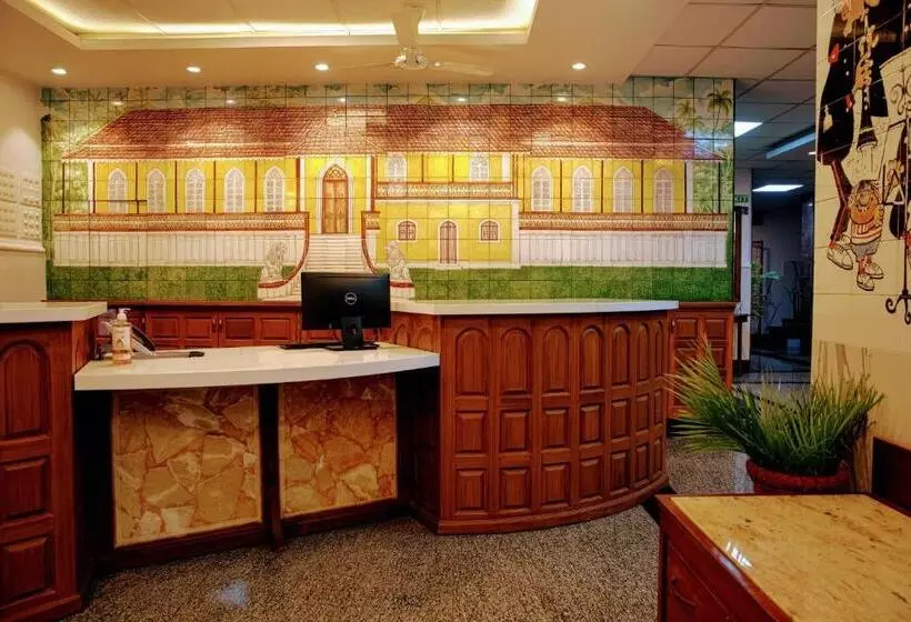 Hôtel Raj Resort